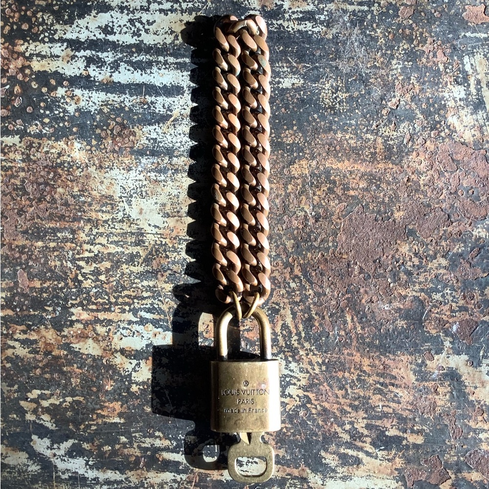 Vintage LMVH #309 Lock & Key With Vintage Bracelet - Picture 2 of 8